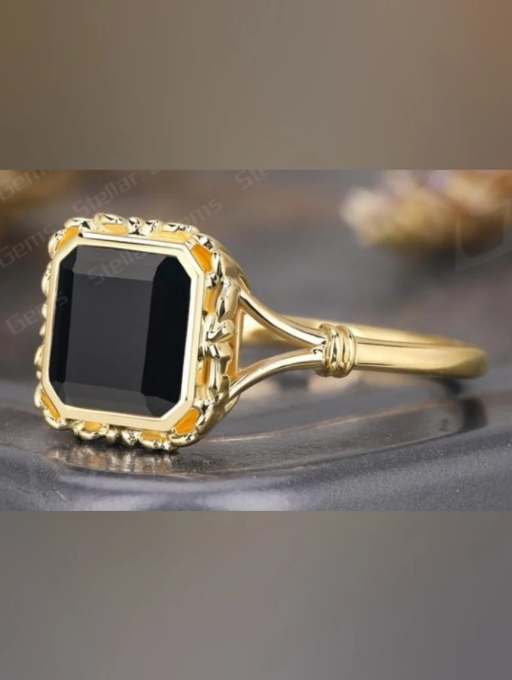 Gold Ring with Black Square Onyx Center 3.0 Cts - Elegant Women’s Jewelry Sz 6.5
